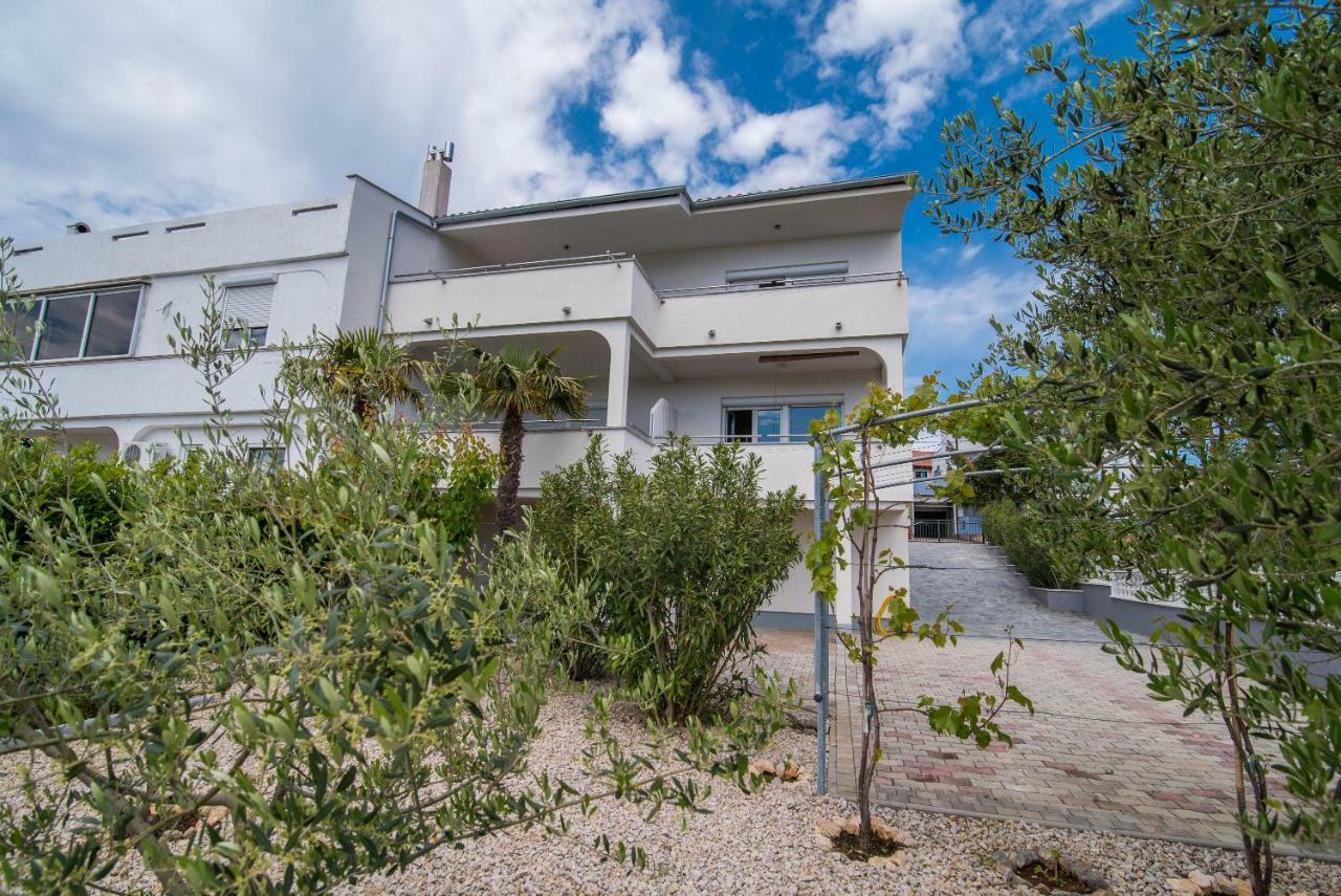 Apartments Oleander كرك المظهر الخارجي الصورة